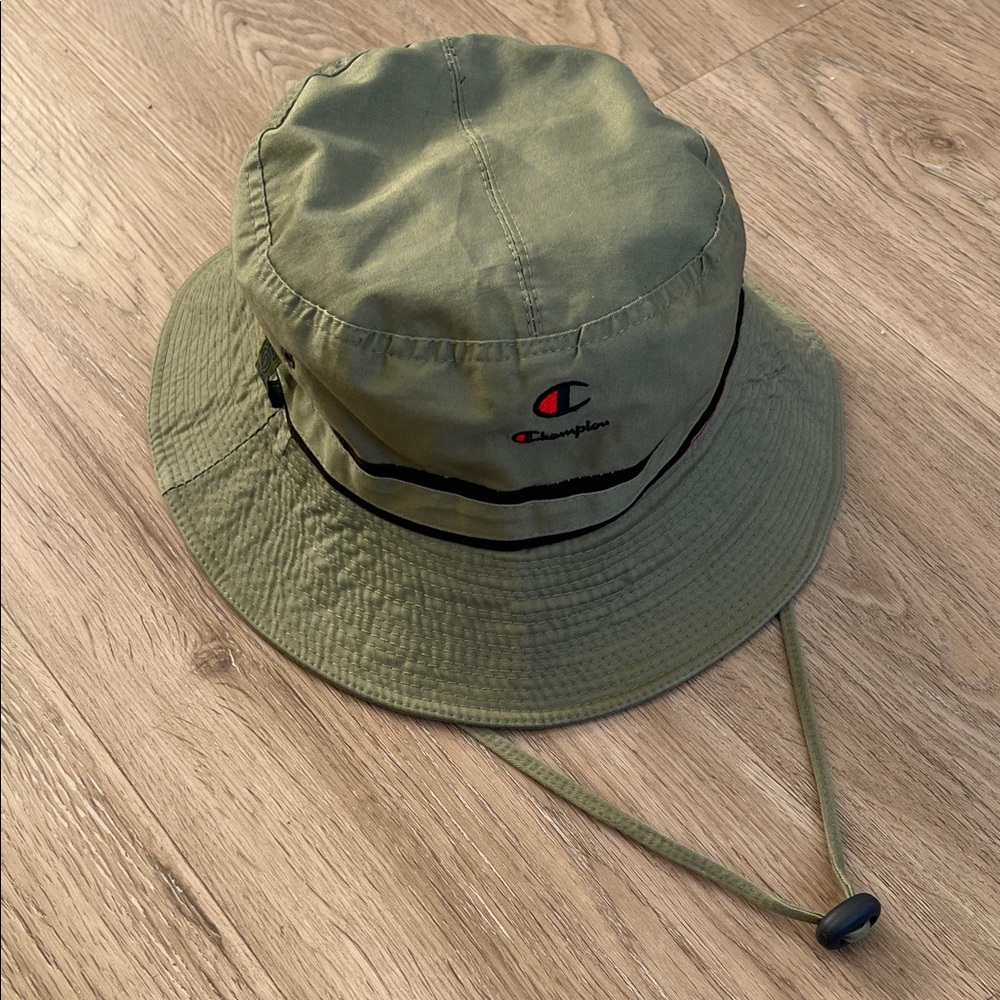Champion Bucket Hat